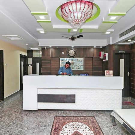 Oyo 15169 Hotel Rk Inn Lucknow Eksteriør billede