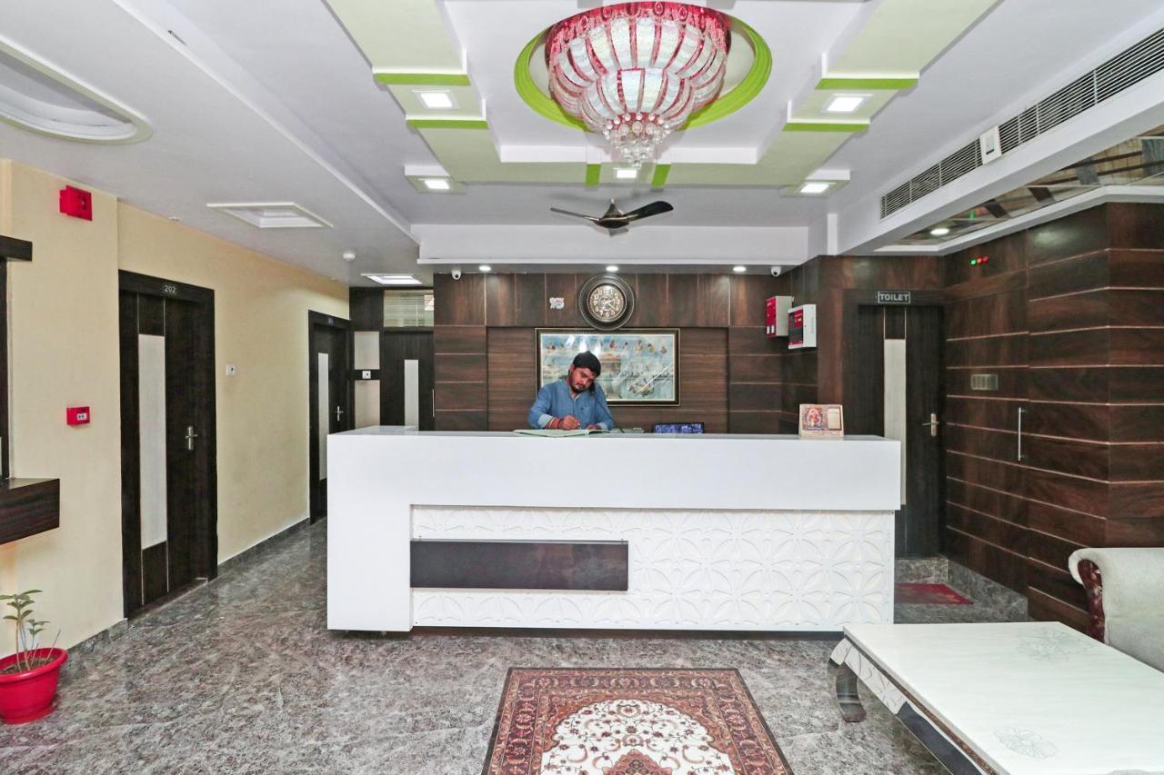 Oyo 15169 Hotel Rk Inn Lucknow Eksteriør billede