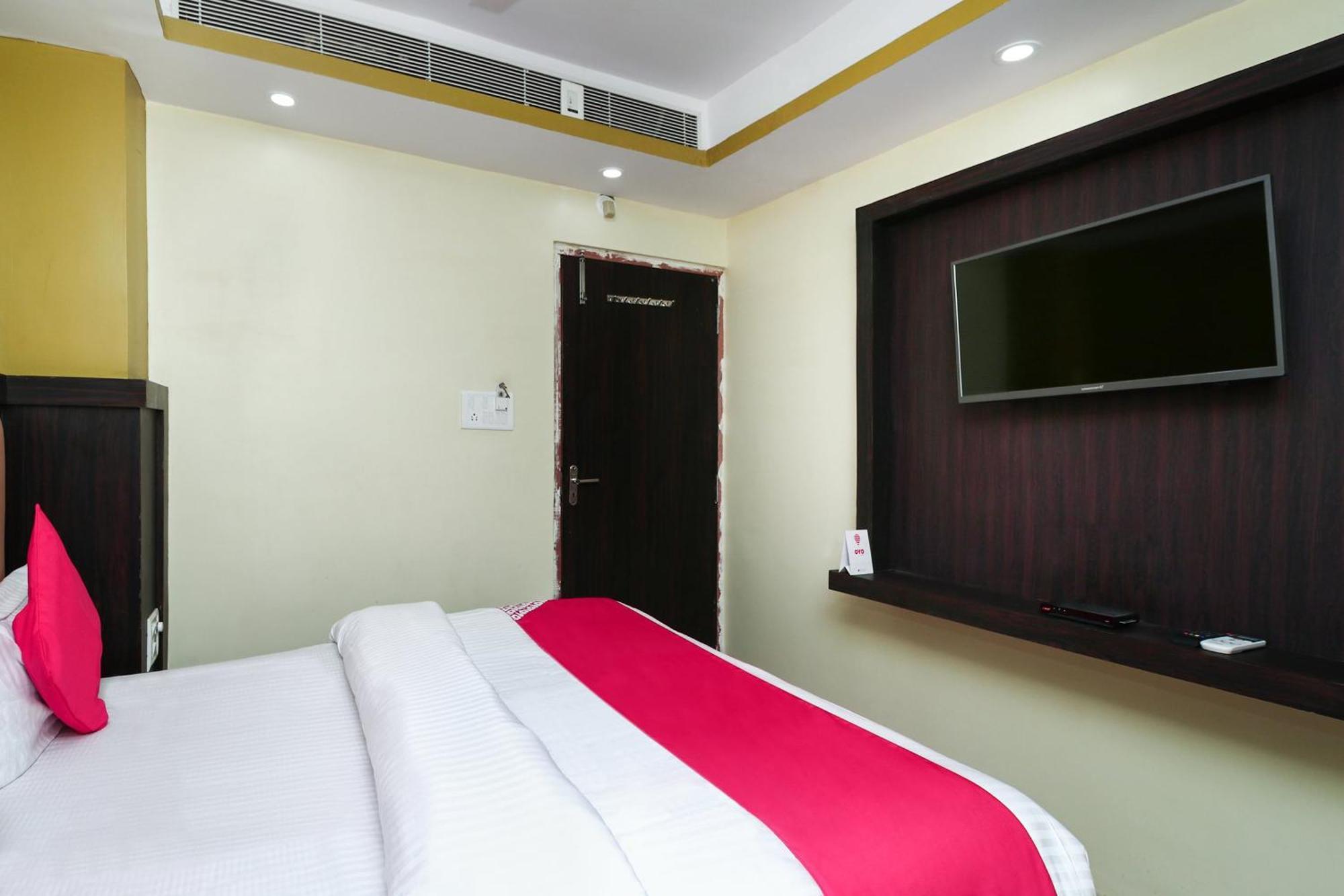 Oyo 15169 Hotel Rk Inn Lucknow Eksteriør billede